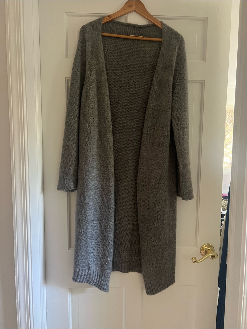 Long Open-Front Gray Women's Knit Cardigan